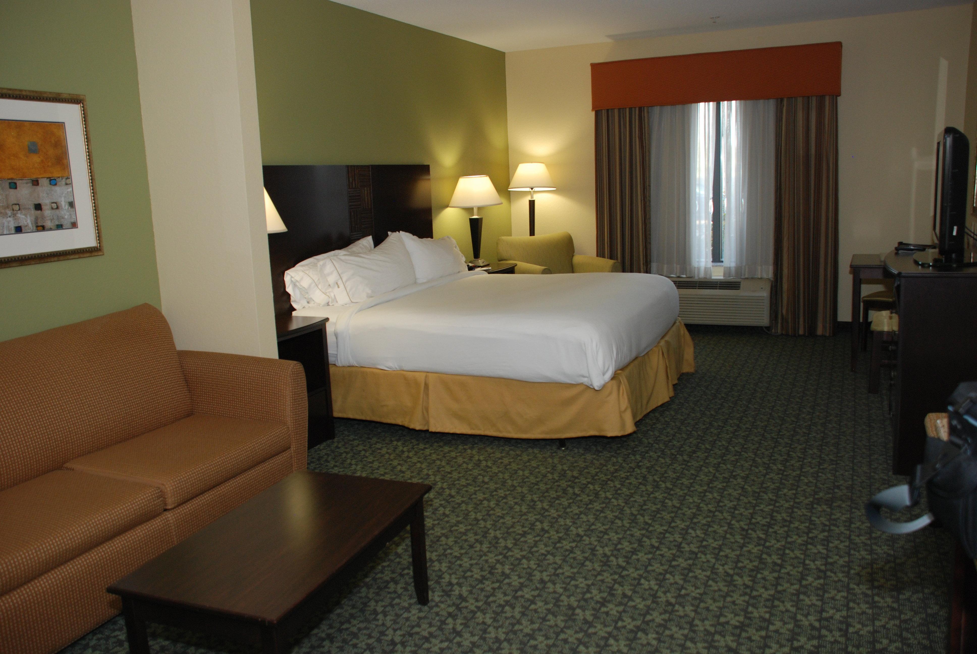 Holiday Inn Express & Suites Covington By Ihg Exterior foto
