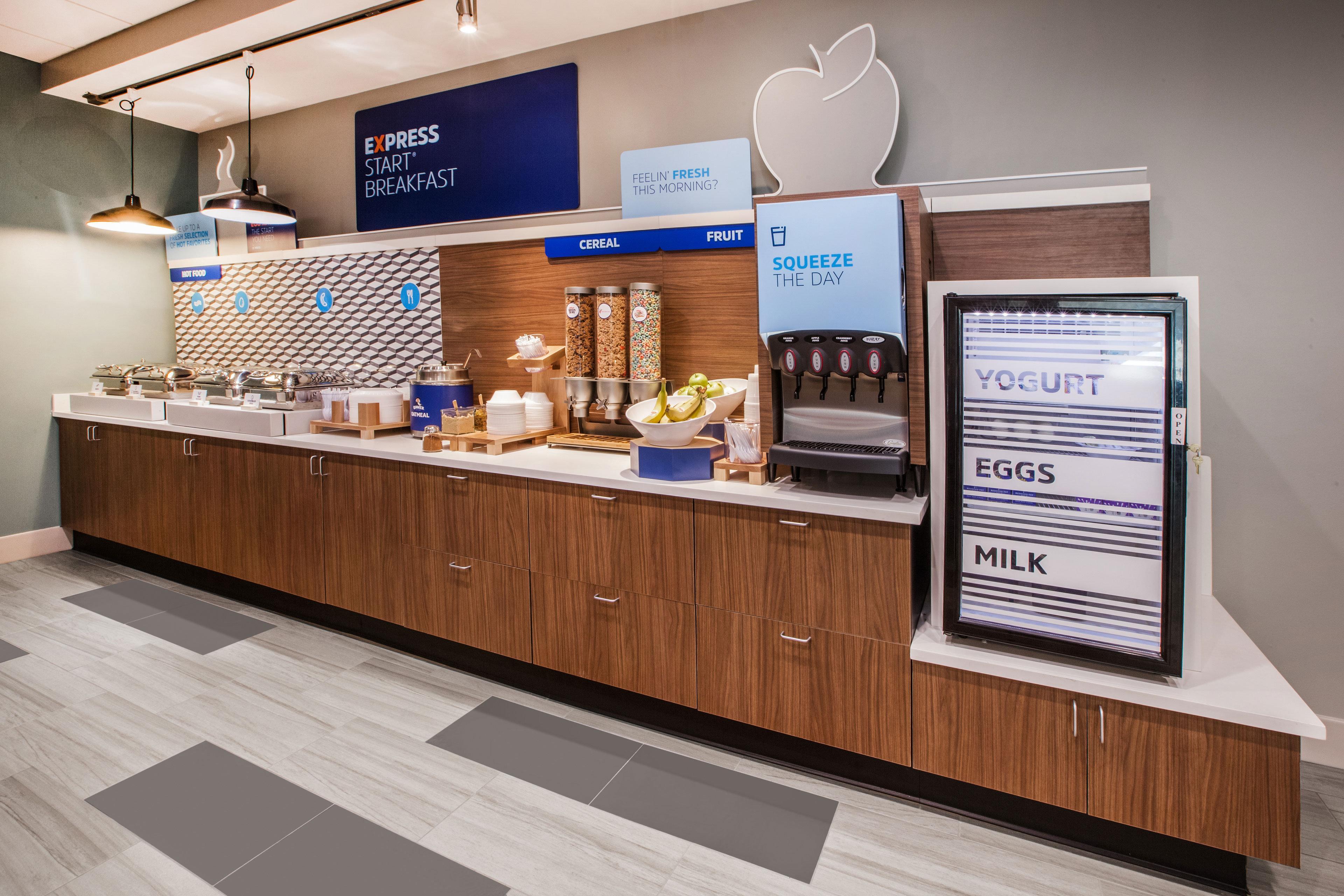 Holiday Inn Express & Suites Covington By Ihg Exterior foto