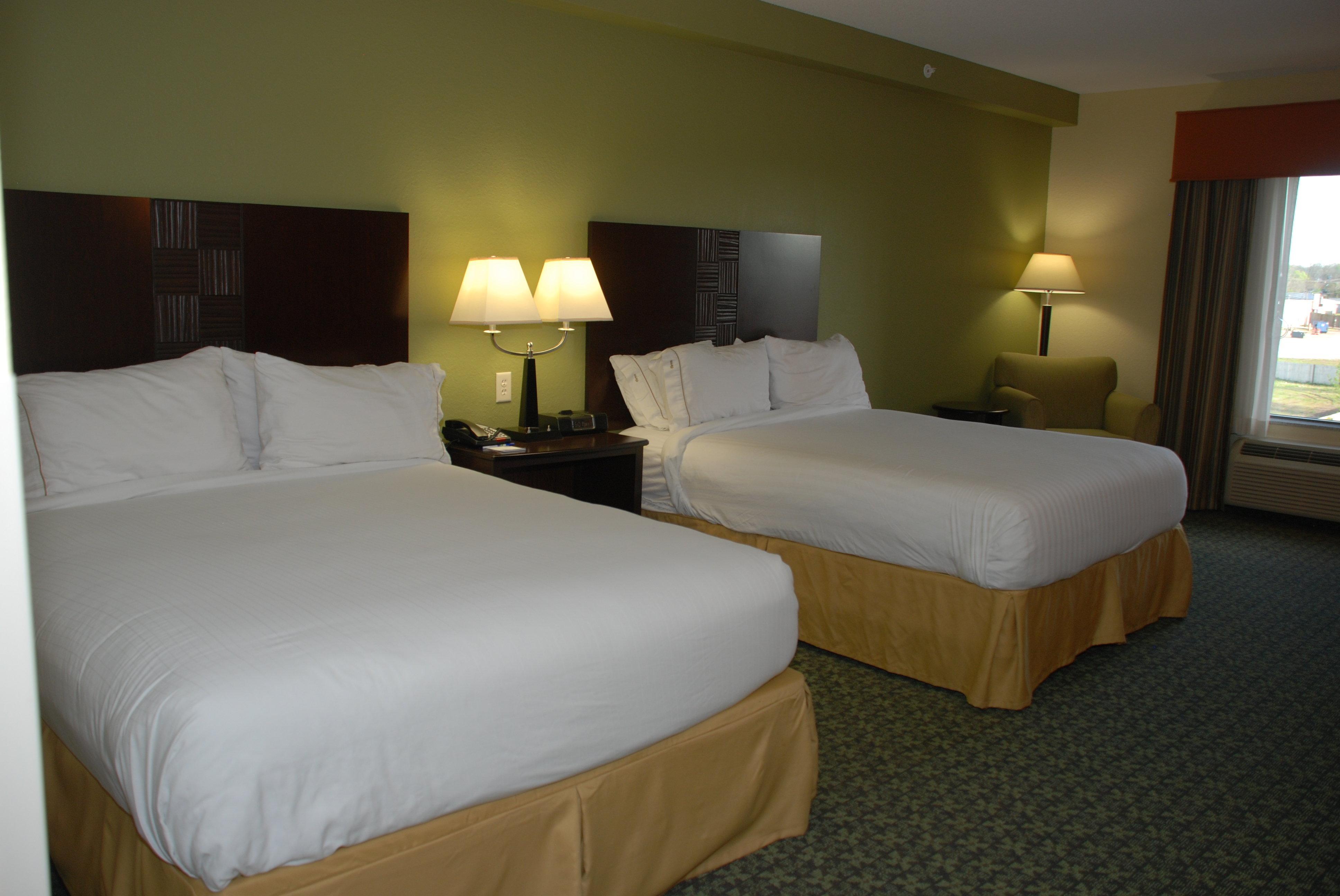 Holiday Inn Express & Suites Covington By Ihg Exterior foto