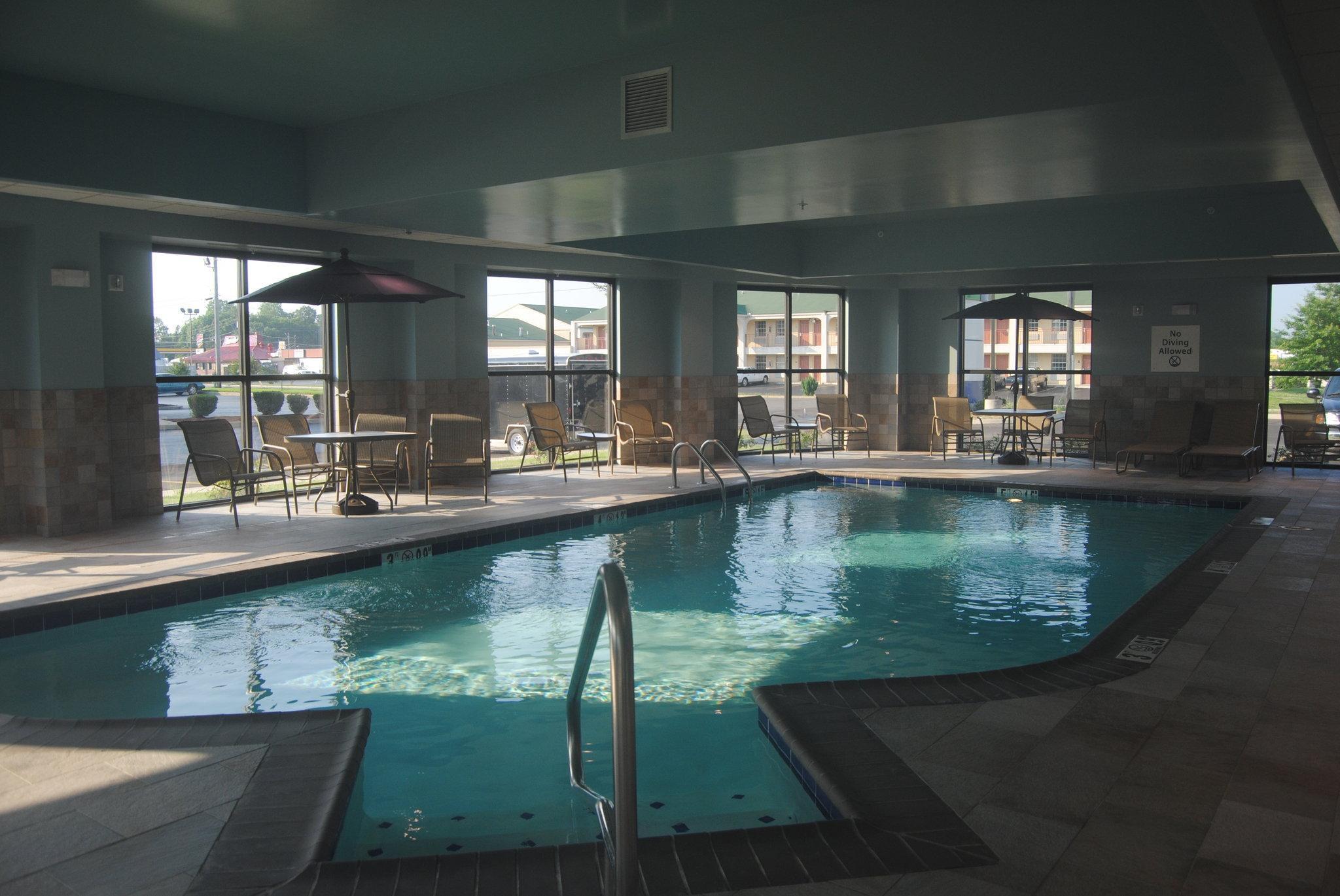 Holiday Inn Express & Suites Covington By Ihg Exterior foto