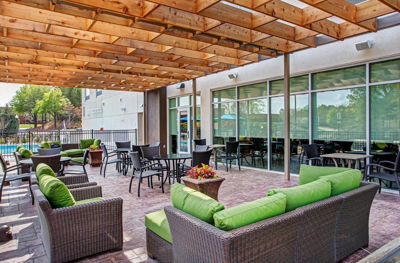 Holiday Inn Express & Suites Covington By Ihg Exterior foto